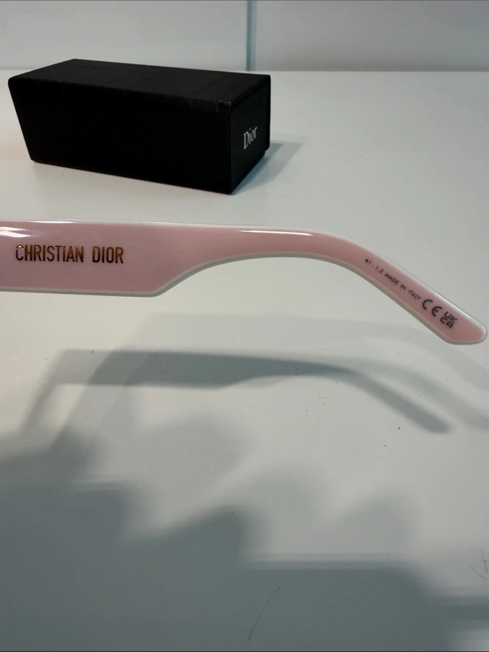 Like new women’s DIOR DIORPACIFIC butterfly frame in pink sunglasses